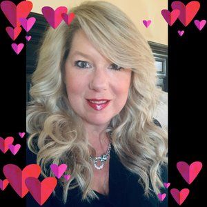 Meet your Posher, Paula